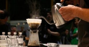 Teknik Pouring yang digunakan barista